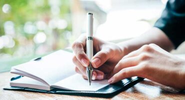 Top 10 Things You Should Do to Win a Freelance Writing Bid